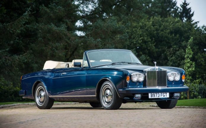 1984 Rolls-Royce Corniche convertible – Originally owned by the late Emir of Qatar, Sheikh Hamad bin Khalifa Al Thani (1995 – 2013) – Estimate of £100,000 to £120,000 ($124,000 to $149,000, €112,000 to €135,000 or درهم‎‎,455,000 to درهم‎‎,546,000) – Silverstone Auctions NEC Classic Motor Show Sale in Birmingham on 12th and 13th November 2016