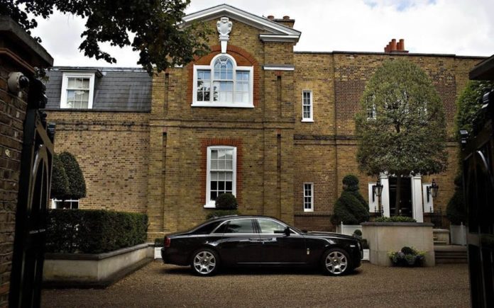 Is Britain’s Most Expensive House For Sale? £200 million The Old Rectory, 56 Old Church Street, Chelsea, London, SW3 5DB – Is what could be Britain’s most expensive house for sale? If it is, the buyer will come to own Central London’s largest private garden also.