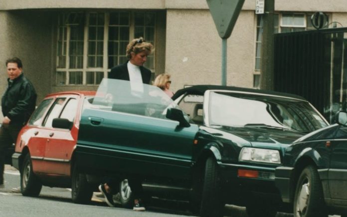 Di’s Drive – 1994 Audi 80 2.3-litre cabriolet – Princess of Wales, Princess Di, Princess Diana and Iain Dale – For sale – Silverstone Auctions – 12th November 2016