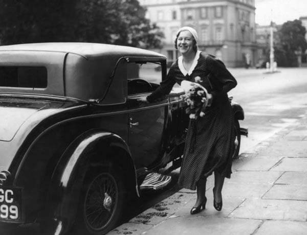 Socialite who got away with murder Elvira Mullens Barney (1904 – 1936) – Elvira Mullens Barney’s lover Michael Stephen was shot dead in her Knightsbridge house in 1932. She was cleared but died of a drug overdose.