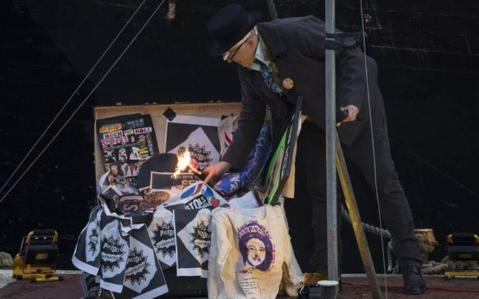 Wally of the Week – Joe Corré burns £5 million of memorabilia at Albert Bridge, Chelsea, London on 26th November 2016