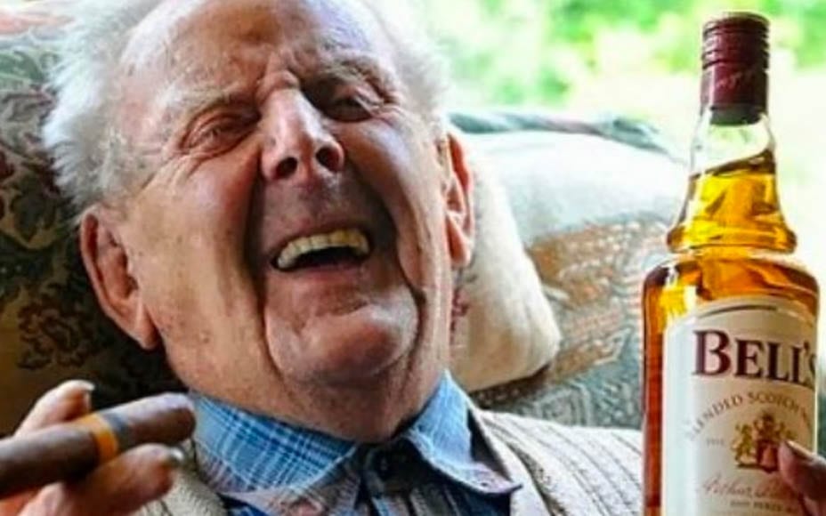 Going For Booze – Study reveals old aged folk who get fat and enjoy a tipple or two tend to live longer.