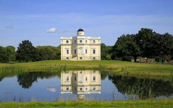 Rent Like A Royal – The King’s Observatory, Old Deer Park, Richmond upon Thames, Surrey, TW9 2SB – Grade I listed house in Richmond Old Deer Park, Surrey that was originally a royal observatory to rent for £37,500 per month ($48,300, €41,000 or درهم177,300 per month) via agents Knight Frank.