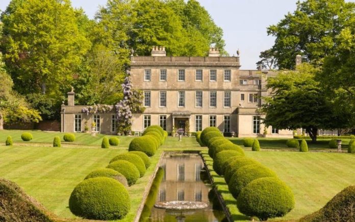 Wealthy in Wiltshire – Seend Park or Seend Green House, High Street, Seend, Melksham, Wiltshire, SN12 6NZ, United Kingdom – For sale for £4.5 million ($5.8 million, €5.2 million or درهم21.2 million) through Strutt & Parker