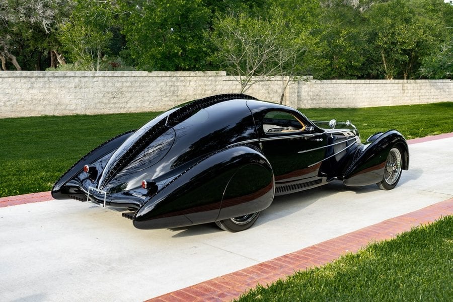 Beauty’s in the Eye of the Bargain Basement Bugatti – 2016 ‘Assembled Vehicle’ 1939 Delahaye USA Pacific by Terry Cook – Replica “homage to Jean Bugatti’s Type 57S Atlantic coupé” to be auctioned for a sum 100% lower than the missing most famous of the four originals is said to be worth – The vehicle will be sold as part of the RM Sotheby’s ‘Drive Into Summer’ online sale from 21st to 29th May. They have set an estimate of £124,000 to £165,000 ($150,000 to $200,000, €139,000 to €185,000 or درهم551,000 to درهم735,000)