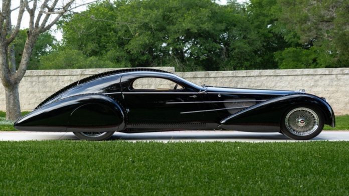 Beauty’s in the Eye of the Bargain Basement Bugatti – 2016 ‘Assembled Vehicle’ 1939 Delahaye USA Pacific by Terry Cook – Replica “homage to Jean Bugatti’s Type 57S Atlantic coupé” to be auctioned for a sum 100% lower than the missing most famous of the four originals is said to be worth – The vehicle will be sold as part of the RM Sotheby’s ‘Drive Into Summer’ online sale from 21st to 29th May. They have set an estimate of £124,000 to £165,000 ($150,000 to $200,000, €139,000 to €185,000 or درهم551,000 to درهم735,000)