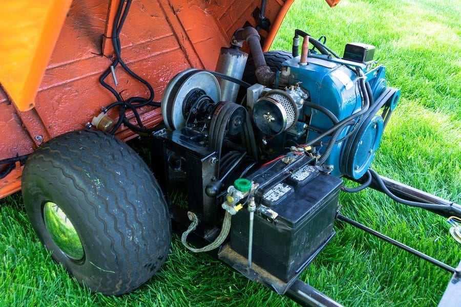 Gas & Golf – Rare 1957 Jato Walker petrol golf cart to be auctioned – Rare example of first ever production petrol powered golf cart to be auctioned; the 1957 Jato Walker Executive, however, does not come cheap – 1957 Jato Walker Executive to be auctioned by RM Sotheby’s as part of their ‘Driving Into Summer’ online auction from 21st to 29th May 2020. It has an estimate of £8,200 to £12,300 ($10,000 to $15,000, €9,300 to €13,900 or درهم37,000 to درهم55,000).