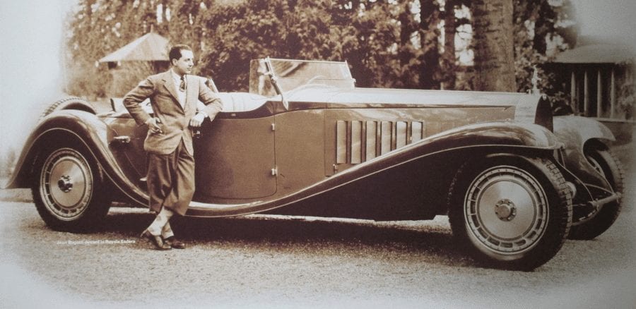 Beauty’s in the Eye of the Bargain Basement Bugatti – 2016 ‘Assembled Vehicle’ 1939 Delahaye USA Pacific by Terry Cook – Replica “homage to Jean Bugatti’s Type 57S Atlantic coupé” to be auctioned for a sum 100% lower than the missing most famous of the four originals is said to be worth – The vehicle will be sold as part of the RM Sotheby’s ‘Drive Into Summer’ online sale from 21st to 29th May. They have set an estimate of £124,000 to £165,000 ($150,000 to $200,000, €139,000 to €185,000 or درهم551,000 to درهم735,000)