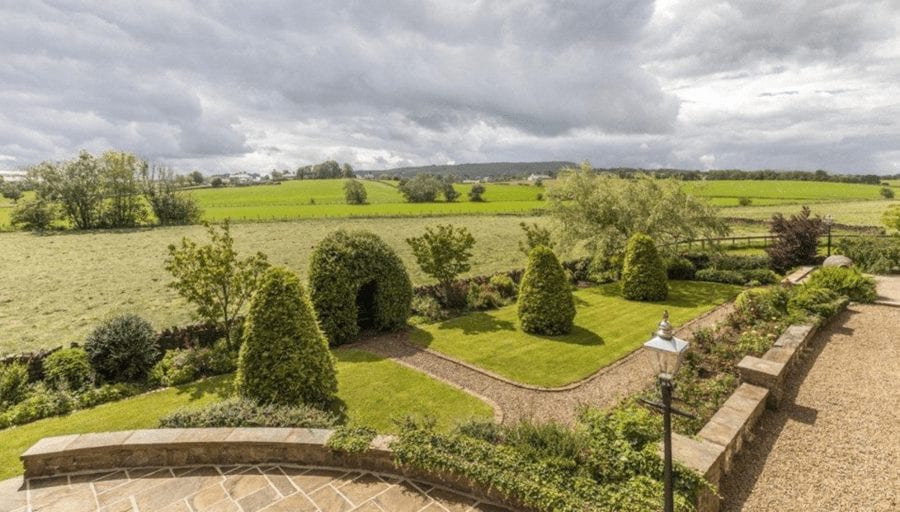 From Cloth Caps And Clogs to Sophistication – Reader of ‘The Steeple Times’ shares news that ‘up north’ is “no longer “just cloth caps and clogs” and illustrates this with information about the sale of her £1.5 million home – Old Crook Car Farm, Gisburn Road, Barnoldswick, Lancashire, BB18 5XD, United Kingdom, for sale through Dacre, Son & Hartley for 1.475 million ($1.930 million, €1.630 million or درهم2.691 million).