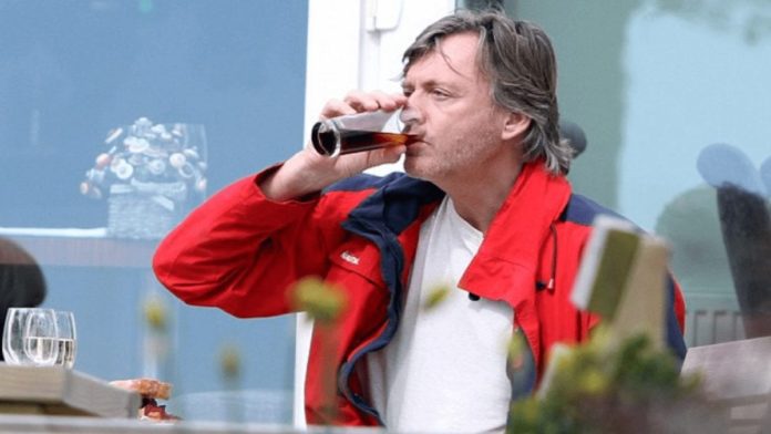Moron of the Moment – Richard Madeley – Shoplifter and husband of pisshead Richard Madeley has proven himself delusional in declaring himself an expert on coronavirus.