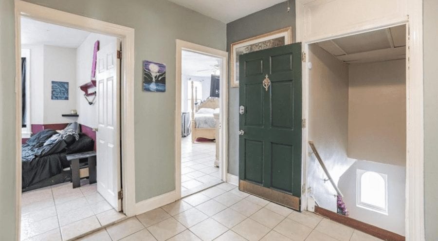 A Christmas Nightmare – 26 Cloverdale Avenue, Upper Darby, Delaware County, Pennsylvania, PA 19082, United States of America – Listed for sale for £221,000 ($300,000, €246,000 or درهم1.1 million), a sum 512% higher than the sale price twenty years prior, through Howard Hanna Real Estate Services in December 2020 – “Mini castle” in Pennsylvania goes on sale for 512% more than it sold for in 2000 in spite of its decoration being nightmare nasty.