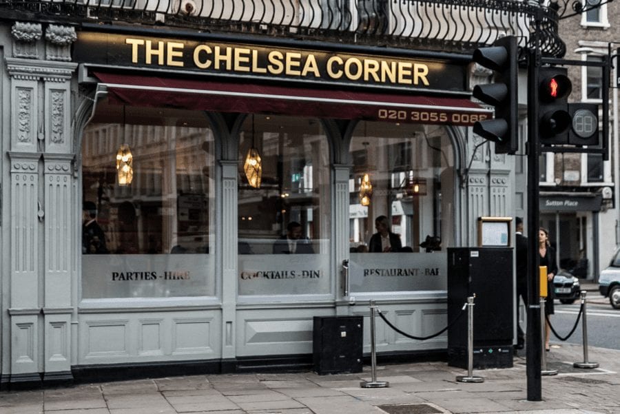 A Chelsea Essential – The Chelsea Corner protests against Lockup 3.0 – Management of Fulham Road Italian The Chelsea Corner share their anger at the British government with protest posters against Lockup 3.0 and restaurants being branded “non-essential.” The Cheslea Corner, 451 Fulham Road, London, SW10 9UZ.