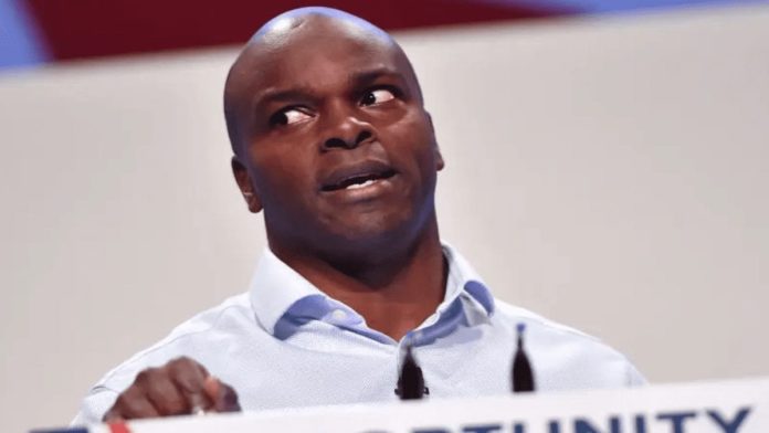 Moron of the Moment – Shaun Bailey – Out-of-touch Tory wazzock – Pontificating pillock Shaun Bailey proves himself unfit to be Mayor of London after curiously claiming impoverished homeless people can and should save £5,000 to get a home.