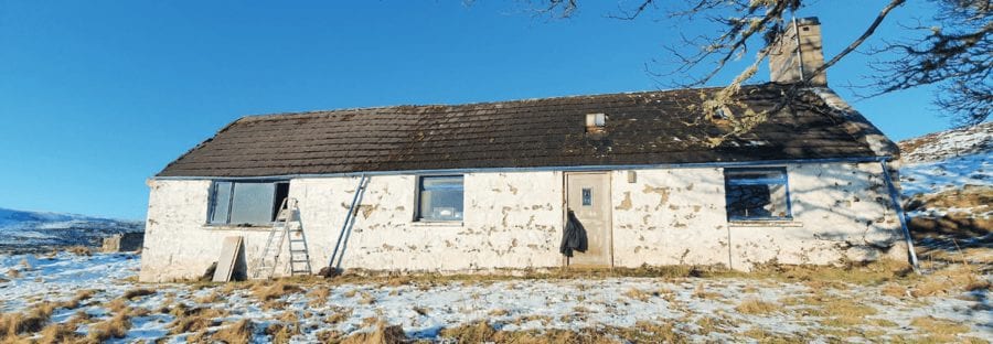 Far From The Madding Crowd (But Well-Near The Whisky) – £95,000 cottage Achastaile, 188 Muie, Rogart, Sutherland, Highland, IV28 3UB, Scotland – Detached cottage in nearly an acre of land, far from the madding crowd and 5 miles from the nearest village in Sutherland, Scotland for sale for just £95,000 ($131,000, €110,000 or درهم483,000); it’s perfect for an isolationist whisky lover through estate agents Arthur & Carmichael.