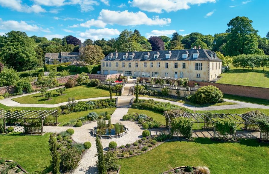 Robbie Williams, Take That – £6.75 million home Compton Bassett House, Compton Bassett, Calne, Wiltshire, SN11 8RE, United Kingdom for sale September 2021.