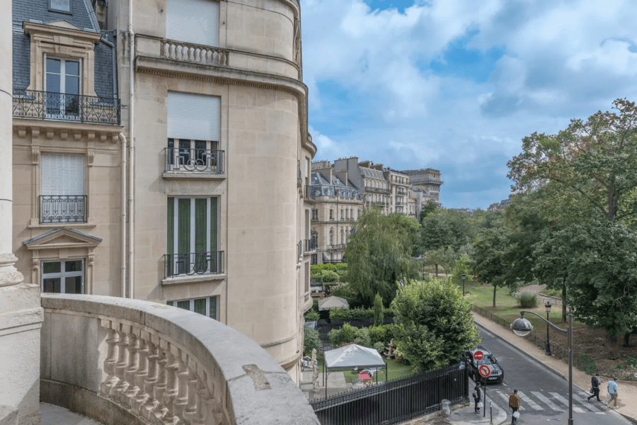 Jeffrey Epstein Avenue Foch Paris apartment 8