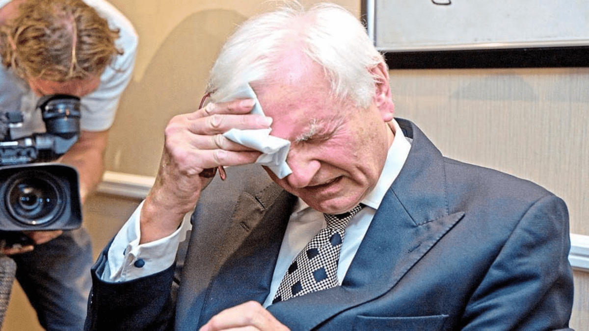 ‘Headmaster Harvey’s’ Back – Kinky Harvey Proctor Gets Job Back