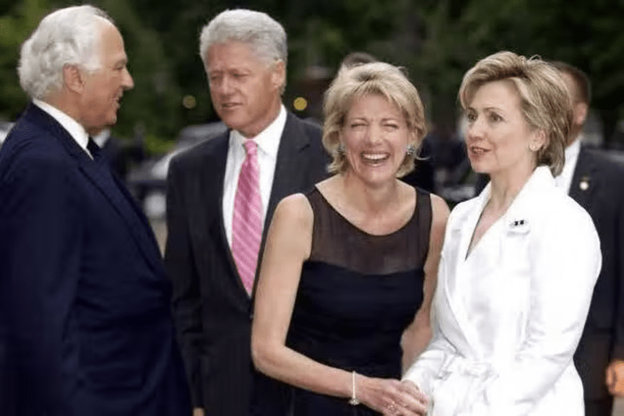 Sir Evelyn and Lady de Rothschild and Bill and Hillary Clinton