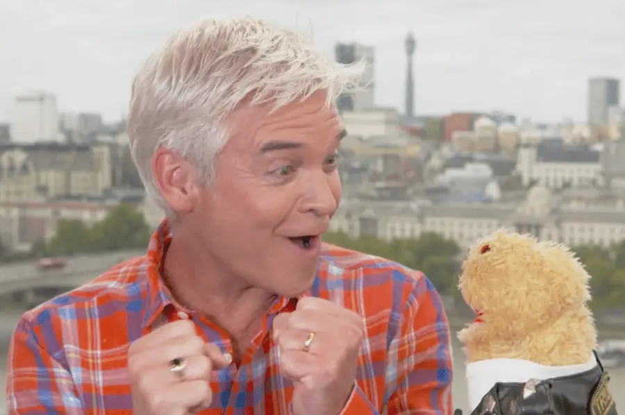 Gordon-The-Gopher-Phillip-Schofield