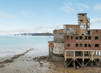 No. 1, The Thames – Kent Gun Tower For Sale For Sum 92% Lower Than In 2020