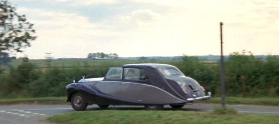 Nubar Gulbenkian Withnail and I 1953 Rolls-Royce Silver Wraith Hooper & Company Sedanca 9
